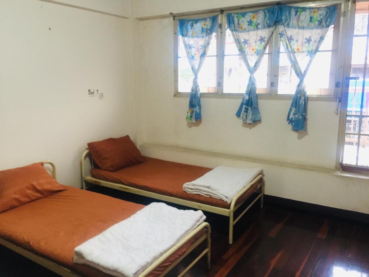 Sofia Hostel Чианграй Экстерьер фото